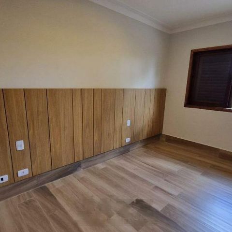 Casa de condomínio à venda com 570m², 5 quartos e 6 vagas