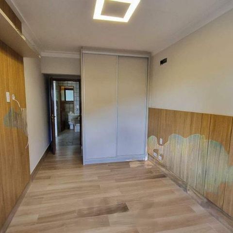 Casa de condomínio à venda com 570m², 5 quartos e 6 vagas