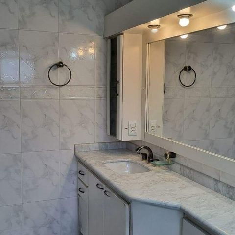 Casa de condomínio à venda com 570m², 5 quartos e 6 vagas