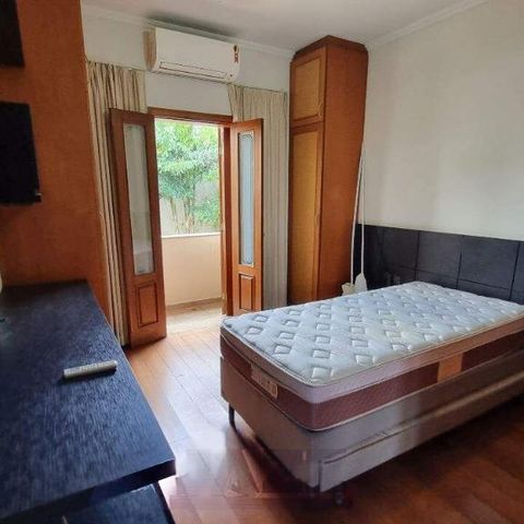 Casa de condomínio à venda com 570m², 5 quartos e 6 vagas