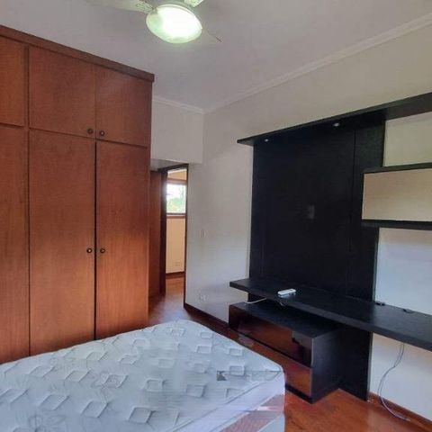 Casa de condomínio à venda com 570m², 5 quartos e 6 vagas