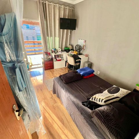 Casa à venda com 180m², 4 quartos e 4 vagas Casa à venda com 180m², 4 quartos e 4 vagasQuarto 4