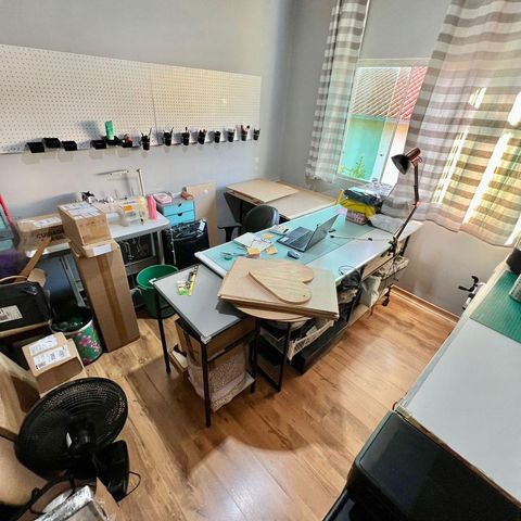 Casa à venda com 180m², 4 quartos e 4 vagas Casa à venda com 180m², 4 quartos e 4 vagasQuarto 3
