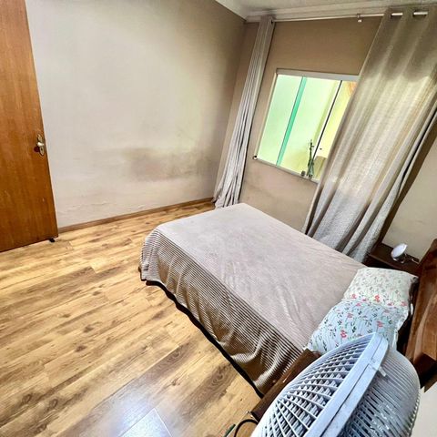 Casa à venda com 180m², 4 quartos e 4 vagas Casa à venda com 180m², 4 quartos e 4 vagasQuarto 1