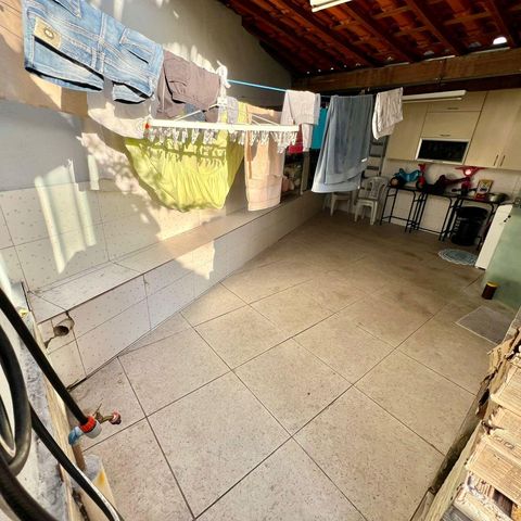 Casa à venda com 180m², 4 quartos e 4 vagas Casa à venda com 180m², 4 quartos e 4 vagasÁrea de Serviço