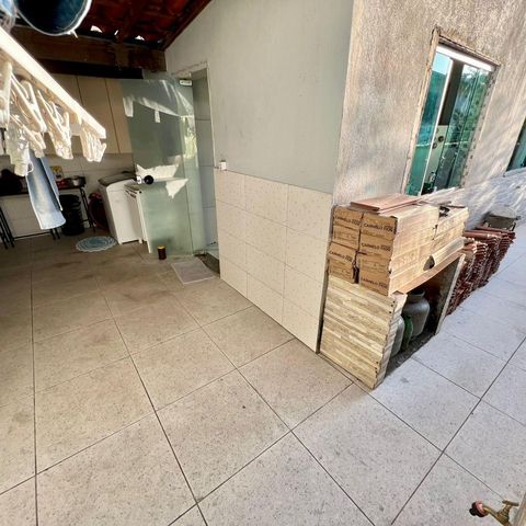 Casa à venda com 180m², 4 quartos e 4 vagas Casa à venda com 180m², 4 quartos e 4 vagasÁrea de Serviço