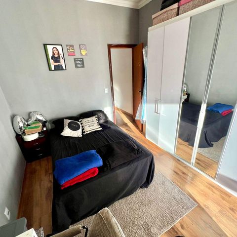 Casa à venda com 180m², 4 quartos e 4 vagas Casa à venda com 180m², 4 quartos e 4 vagasQuarto 4