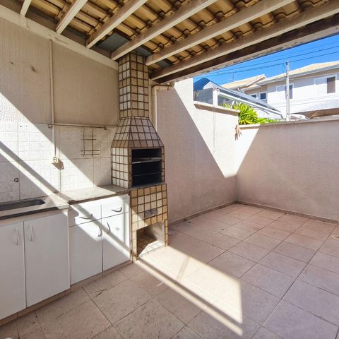 Casa de condomínio à venda com 90m², 3 quartos e 2 vagas Casa de condomínio à venda com 90m², 3 quartos e 2 vagasÁrea gourmet