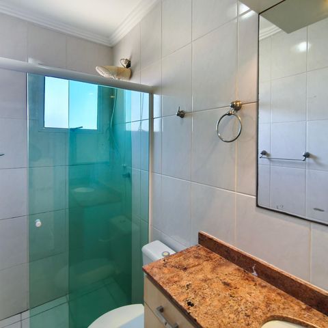 Casa de condomínio à venda com 90m², 3 quartos e 2 vagas Casa de condomínio à venda com 90m², 3 quartos e 2 vagasBanheiro Suíte