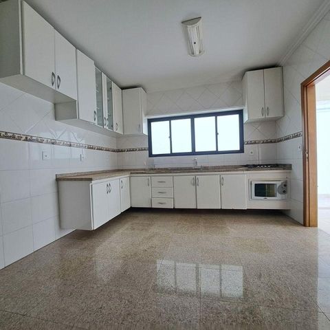Casa à venda com 184m², 3 quartos e 2 vagas