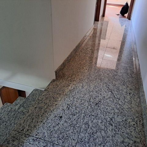 Casa à venda com 184m², 3 quartos e 2 vagas