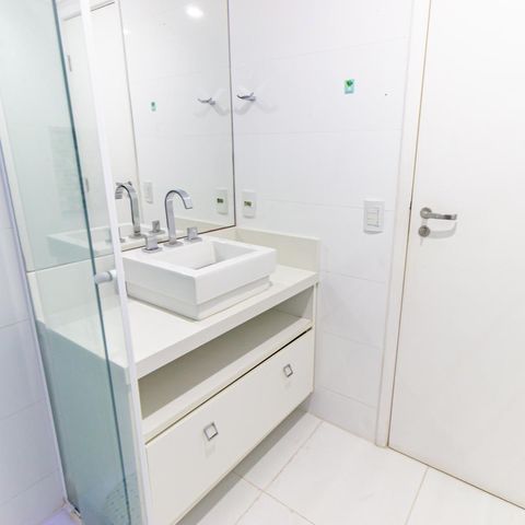 Apartamento para alugar com 126m², 3 quartos e 2 vagas Apartamento para alugar com 126m², 3 quartos e 2 vagasBanheiro da Suíte 2
