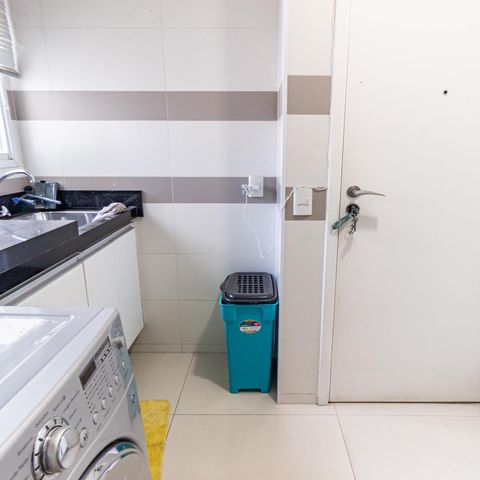 Apartamento para alugar com 126m², 3 quartos e 2 vagas Apartamento para alugar com 126m², 3 quartos e 2 vagasÁrea de Serviço