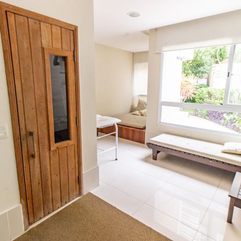 Apartamento para alugar com 126m², 3 quartos e 2 vagas Apartamento para alugar com 126m², 3 quartos e 2 vagasÁrea comum - Sauna