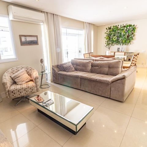 Apartamento para alugar com 126m², 3 quartos e 2 vagas Apartamento para alugar com 126m², 3 quartos e 2 vagasSala