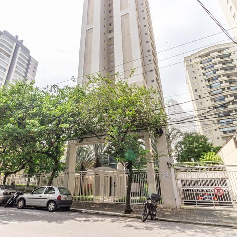 Apartamento para alugar com 126m², 3 quartos e 2 vagas Apartamento para alugar com 126m², 3 quartos e 2 vagasFachada