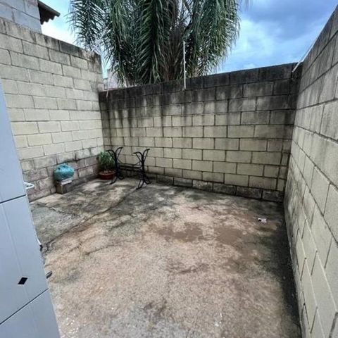 Casa à venda com 80m², 2 quartos e 1 vagaÁrea Externa