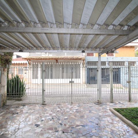 Casa à venda com 116m², 2 quartos e 4 vagasGaragem