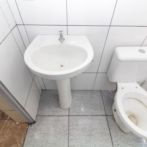 Casa para alugar com 35m², 1 quarto e sem vaga Casa para alugar com 35m², 1 quarto e sem vagaBanheiro