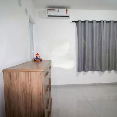 Casa à venda com 170m², 4 quartos e 4 vagas