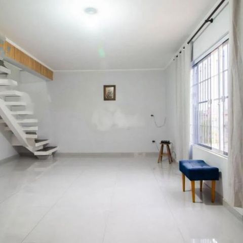 Casa à venda com 170m², 4 quartos e 4 vagas