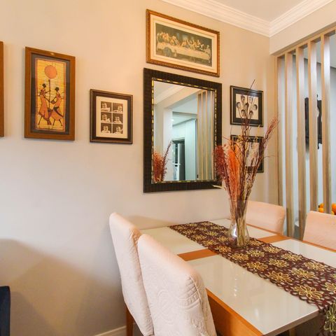 Casa de condomínio à venda com 131m², 3 quartos e 2 vagas Casa de condomínio à venda com 131m², 3 quartos e 2 vagasSala