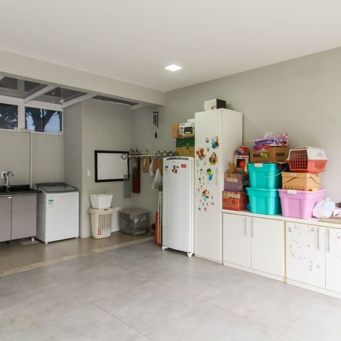 Casa de condomínio à venda com 131m², 3 quartos e 2 vagas Casa de condomínio à venda com 131m², 3 quartos e 2 vagasÁrea de Serviço