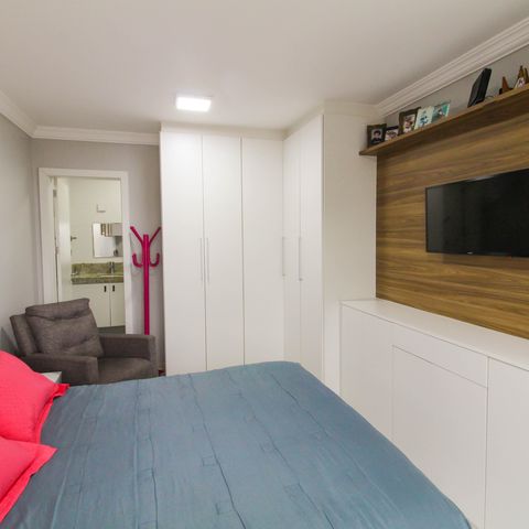 Casa de condomínio à venda com 131m², 3 quartos e 2 vagas Casa de condomínio à venda com 131m², 3 quartos e 2 vagasSuíte