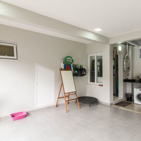 Casa de condomínio à venda com 131m², 3 quartos e 2 vagas Casa de condomínio à venda com 131m², 3 quartos e 2 vagasÁrea de Serviço