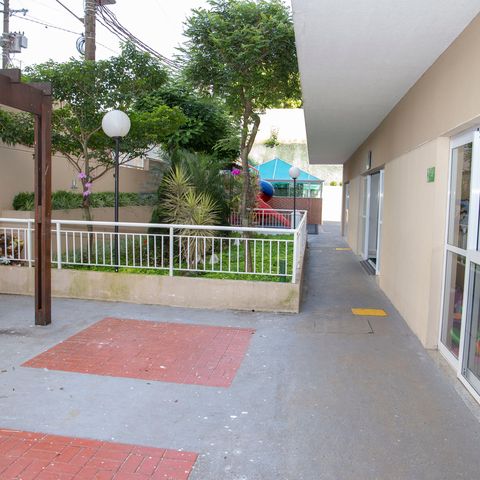 Apartamento à venda com 43m², 2 quartos e sem vagaÁrea comum