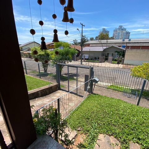 Casa à venda com 300m², 4 quartos e 5 vagas