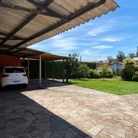 Casa à venda com 300m², 4 quartos e 5 vagas