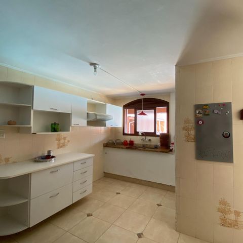 Casa à venda com 300m², 4 quartos e 5 vagas
