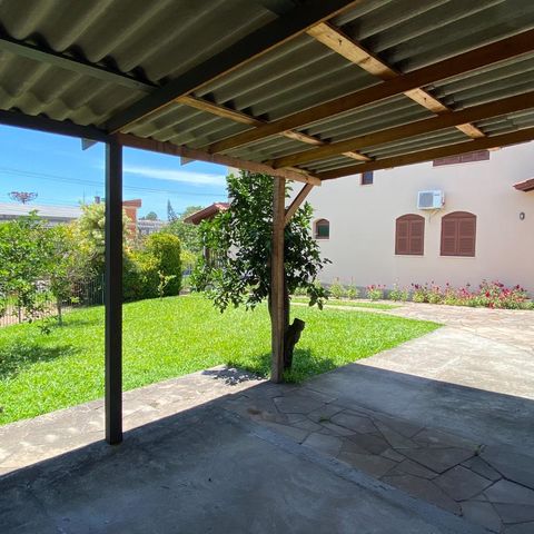 Casa à venda com 300m², 4 quartos e 5 vagas