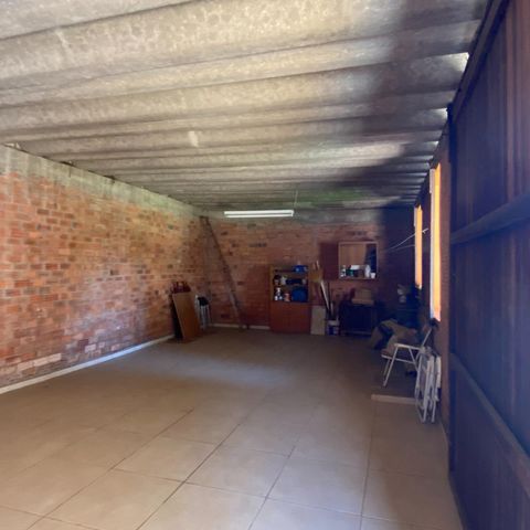 Casa à venda com 300m², 4 quartos e 5 vagas