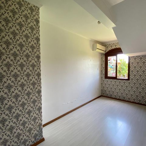 Casa à venda com 300m², 4 quartos e 5 vagas