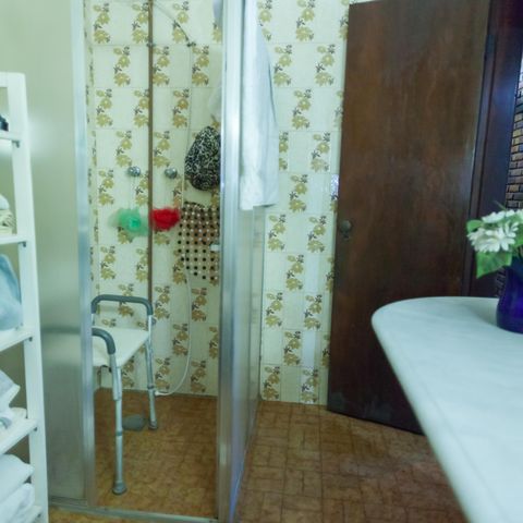 Casa à venda com 200m², 4 quartos e 2 vagas Casa à venda com 200m², 4 quartos e 2 vagasBanheiro Social