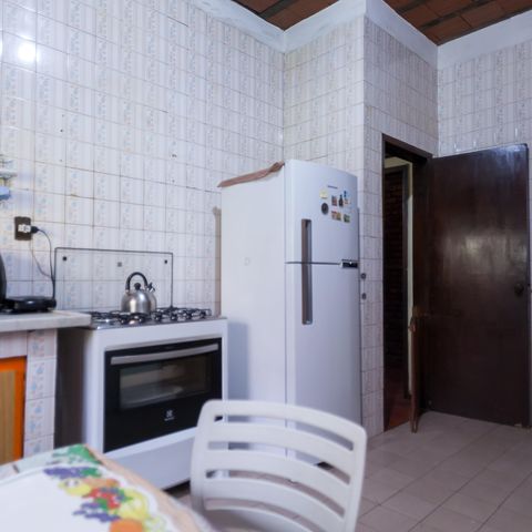 Casa à venda com 200m², 4 quartos e 2 vagas Casa à venda com 200m², 4 quartos e 2 vagasCozinha