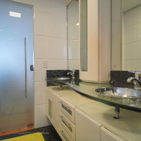 Apartamento para alugar com 340m², 3 quartos e 3 vagasBanheiro da Suíte