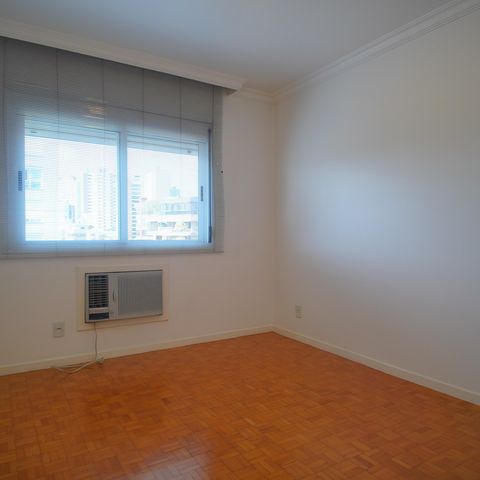 Apartamento para alugar com 340m², 3 quartos e 3 vagasQuarto