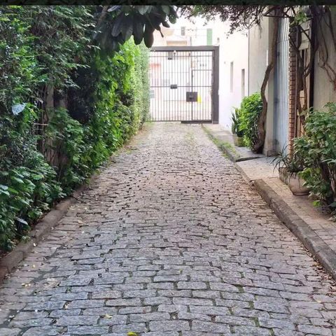 Casa à venda com 270m², 3 quartos e 1 vaga