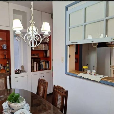 Casa à venda com 270m², 3 quartos e 1 vaga Casa à venda com 270m², 3 quartos e 1 vagaSala