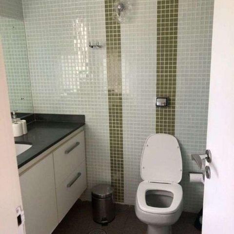 Casa à venda com 260m², 3 quartos e sem vagaBanheiro