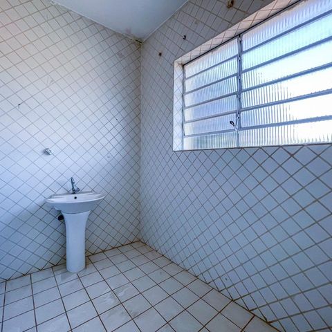 Casa à venda com 420m², 4 quartos e 4 vagas