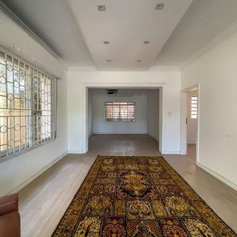 Casa à venda com 420m², 4 quartos e 4 vagas