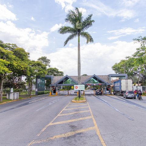Casa de condomínio para alugar com 380m², 4 quartos e 4 vagasFachada do condomínio