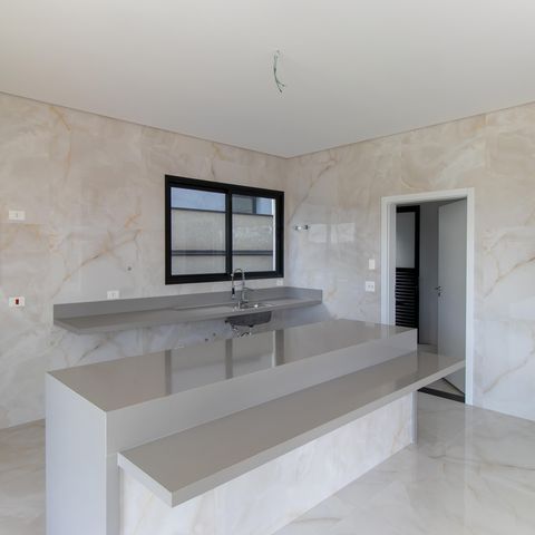 Casa de condomínio para alugar com 380m², 4 quartos e 4 vagasCozinha