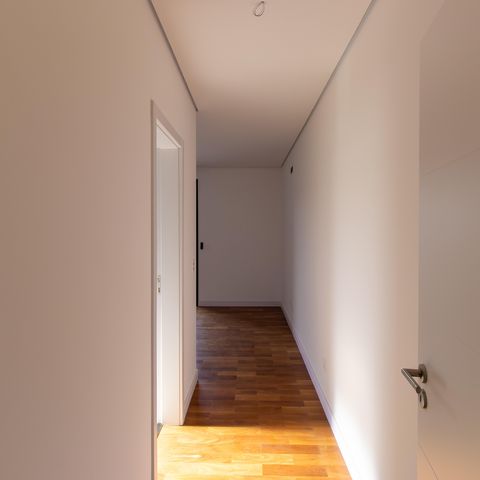 Casa de condomínio para alugar com 380m², 4 quartos e 4 vagasSuíte 3
