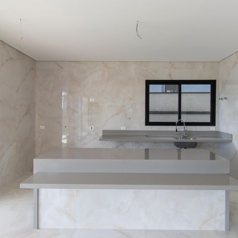 Casa de condomínio para alugar com 380m², 4 quartos e 4 vagasCozinha