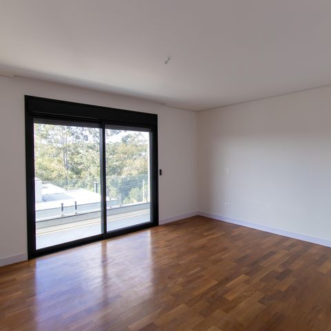 Casa de condomínio para alugar com 380m², 4 quartos e 4 vagasSuíte 4
